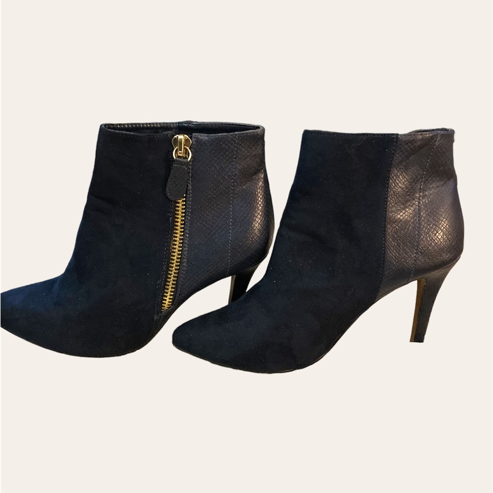 Navy blue ankle boots